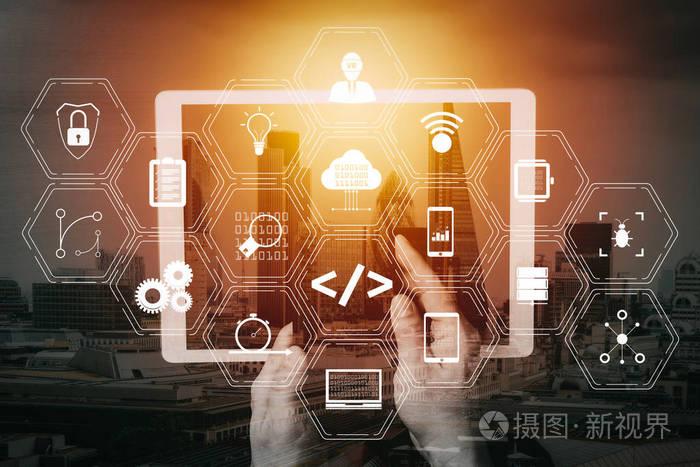 融合与进化 AR技术驱动下的软件开发敏捷实践革新