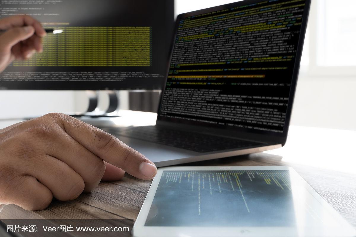 编程代码抽象技术后台开发人员编程和编码技术软件开发人员和计算机脚